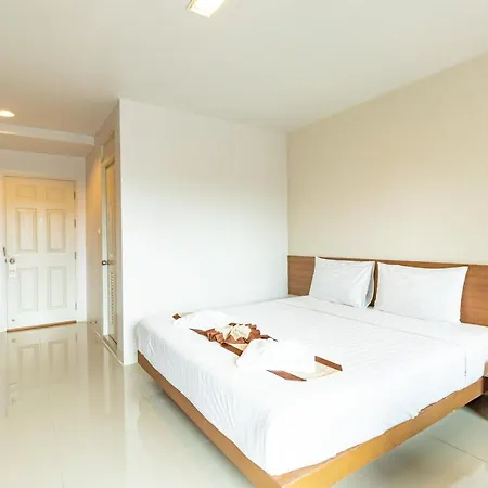 Ascella Sukhumvit 38 Apartment Bangkok Exterior photo
