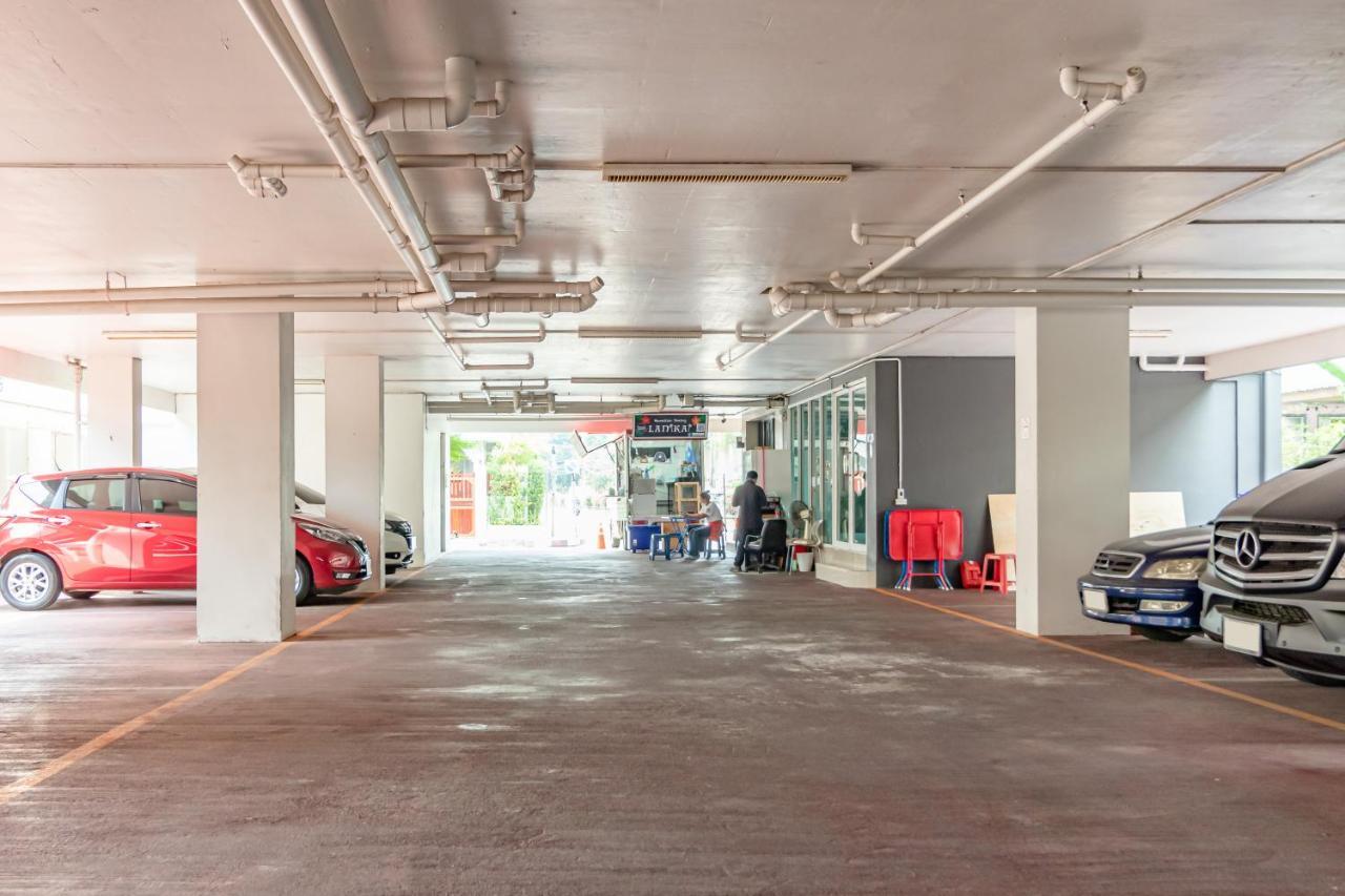 阿瑟拉素坤逸38号酒店 *